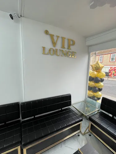 5 - VIP LOUNGE Men’s Grooming Turkish Barbers