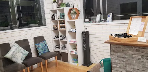 3 - VIP NAIL AND BEAUTY DROMANA