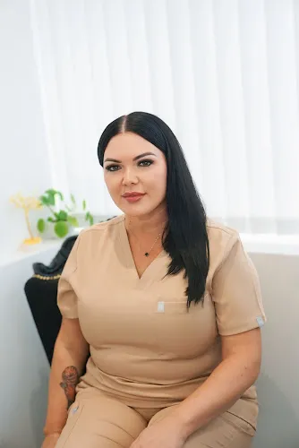 4 - Vision Unisex Hair Salon