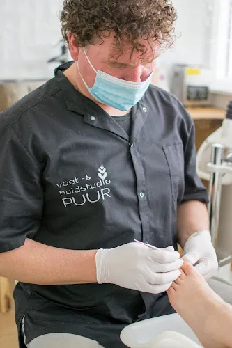 6 - voet- & huidstudio PUUR