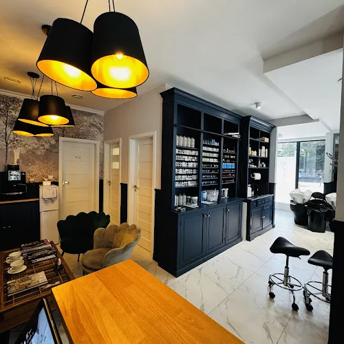 4 - Vogue Hair A. Jakubowski, R. Pijanowska