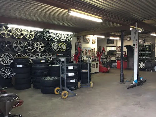 2 - W+A Reifenhandel & Montagebetrieb