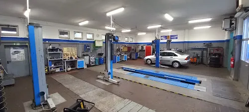 3 - Waiauto - KFZ Selbsthilfewerkstatt