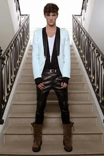 4 - Walk in barber shop