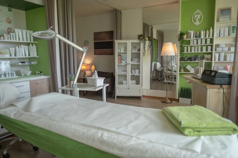 1 - Wecare hair & beauty