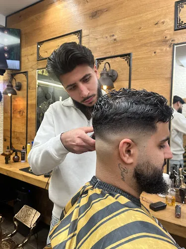 6 - WEST SIDE BARBER - VEVEY