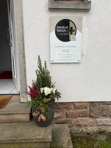 7 - Weststadt Kosmetik Pia Mannsbart