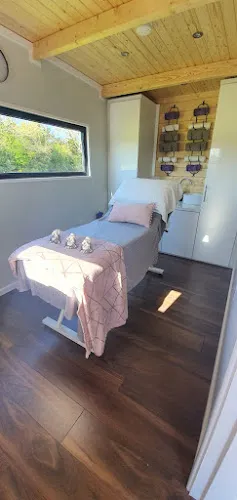 7 - Willow Hair Boutique