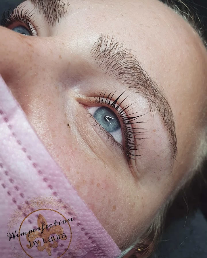 1 - Wimperfection by Laura - Wimpernverlängerung Lübeck