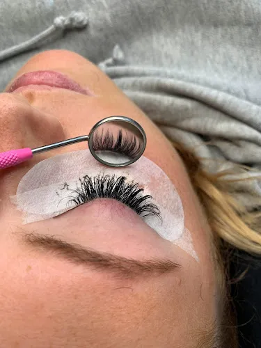 1 - Wiseguys Mens Hairstylists