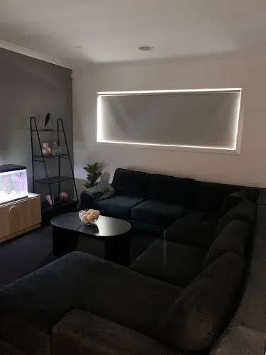 3 - Wiseguys Mens Hairstylists