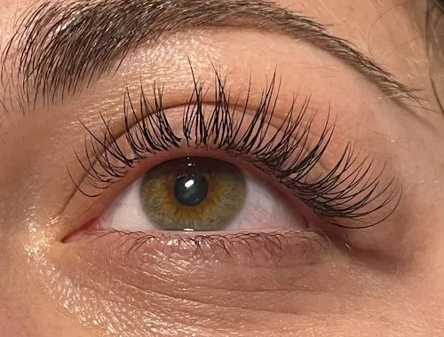 2 - Wow Brows by Zarish