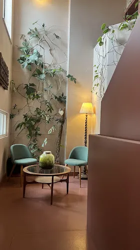 7 - Yahweh Hair Academy