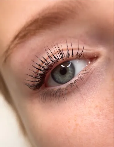 3 - Y&L Beauty Space