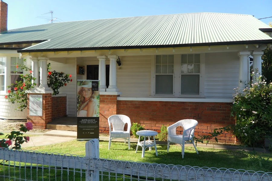 1 - Yarrawonga Nails & Beauty