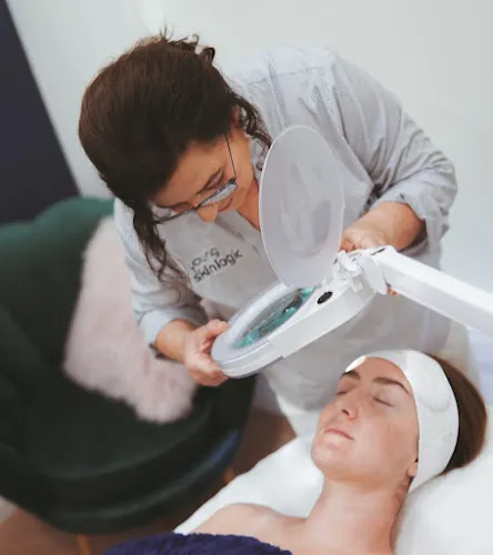 7 - Young Skin Logic