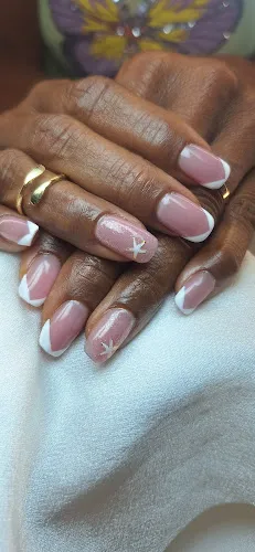 2 - Yumi Beauty Studio by Yusmari Maier