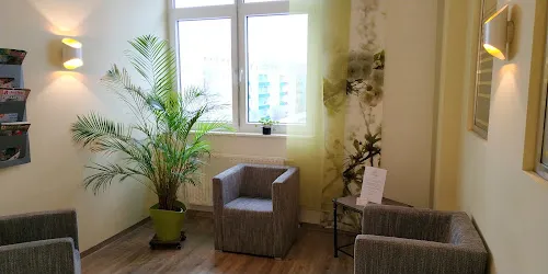 2 - Zahnärztin S. Boßner