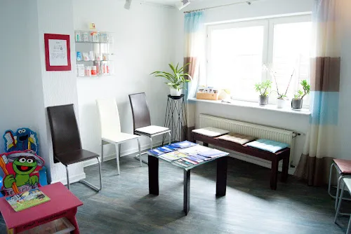 2 - Zahnarztpraxis DentStation