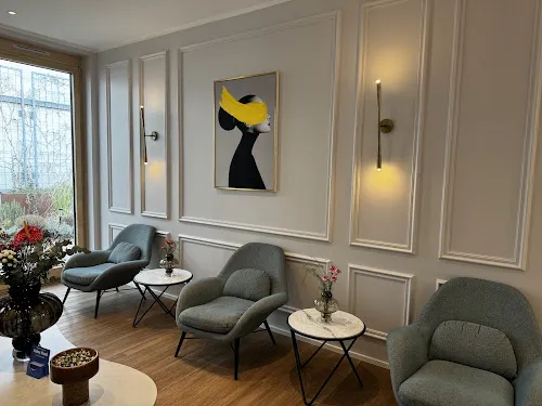 4 - Zahnarztpraxis Dr. Bernadett Susan