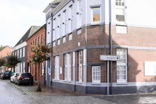 3 - Zahnarztpraxis Dr. H. Bächler