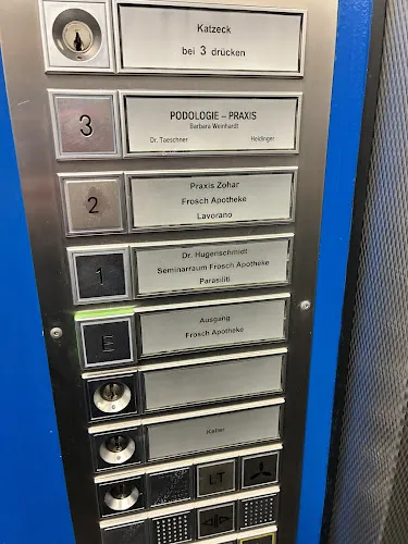 4 - Zahnarztpraxis Jörn Heckmann & Jörg Bauer & Lars Zimmermann