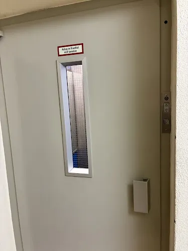 2 - Zahnarztpraxis Jörn Heckmann & Jörg Bauer & Lars Zimmermann