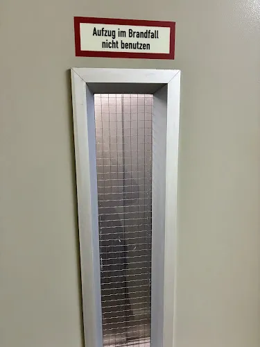 3 - Zahnarztpraxis Jörn Heckmann & Jörg Bauer & Lars Zimmermann