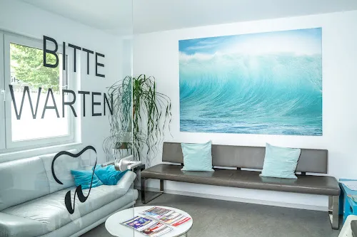 3 - Zahnarztpraxis - Lisa Schaminet