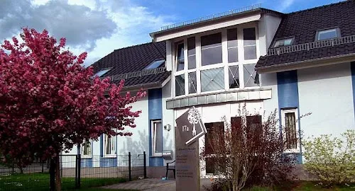 2 - Zahnarztpraxis M. Guttmann