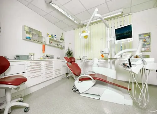 4 - Zahnarztpraxis M. Guttmann