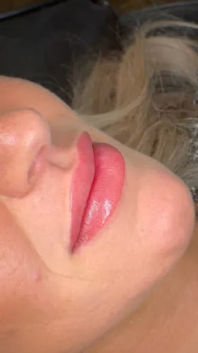 7 - ZAICH & CO Hair-Beauty