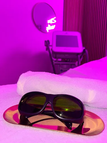 3 - Zine Laser Berlin