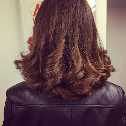 2 - Zodiac Unisex Hair Salon