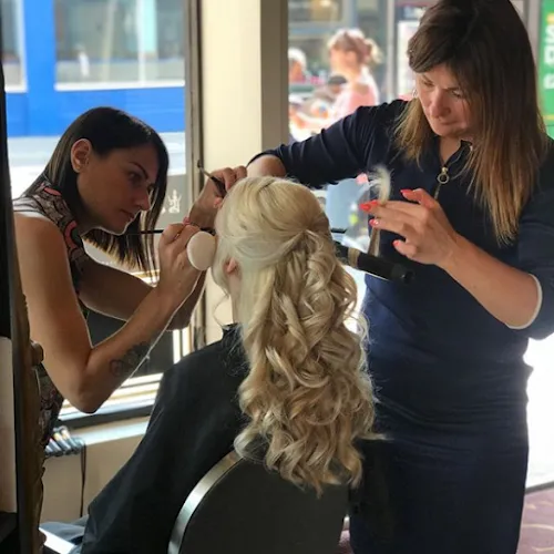 6 - Zoe’s bespoke Aesthetic beauty